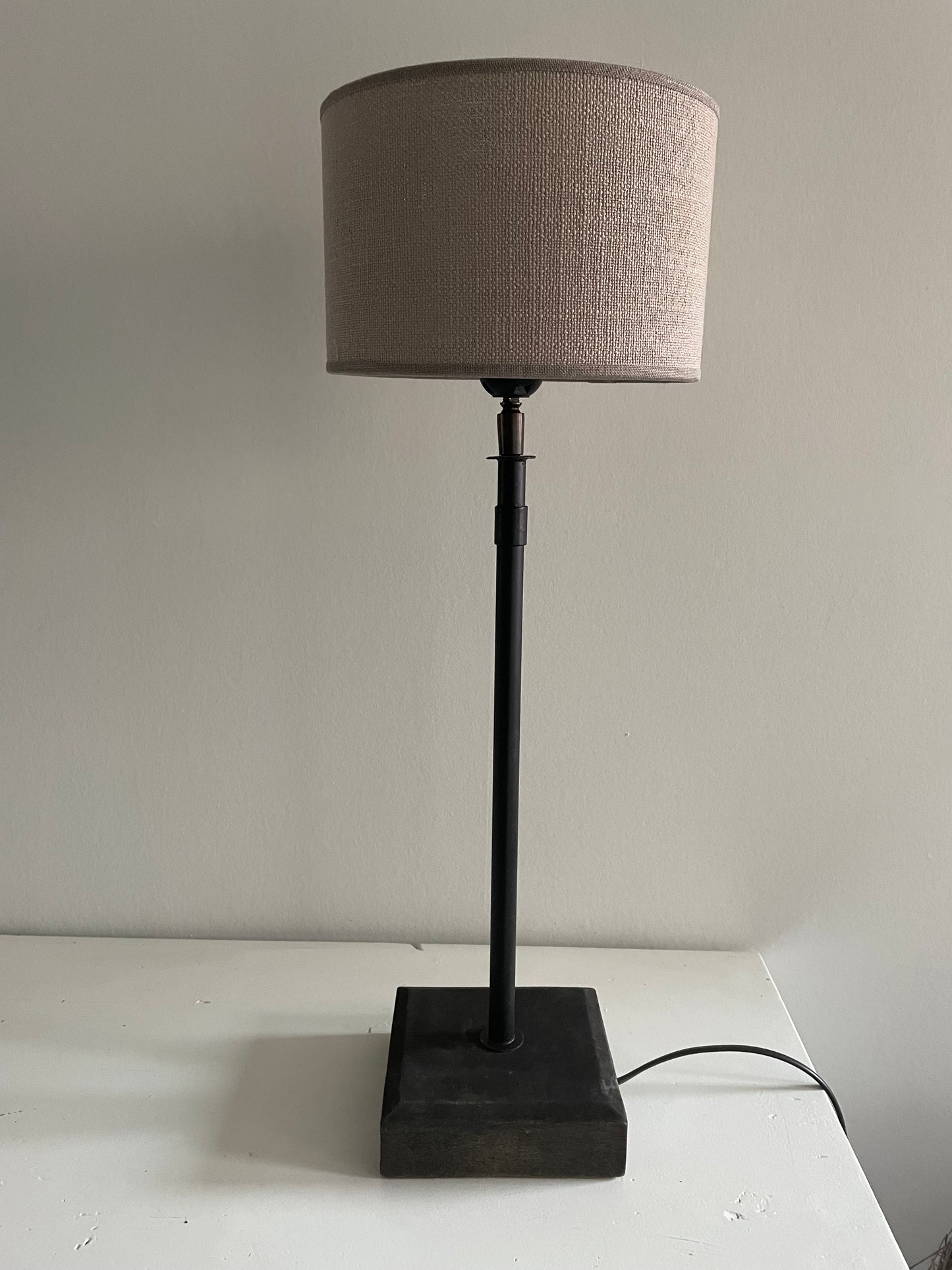 Lamp staand met ronde kap - Medium